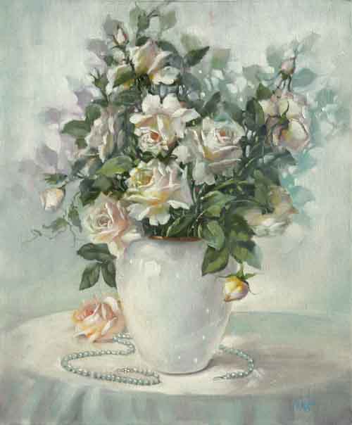 1720_Roses_White_Vase